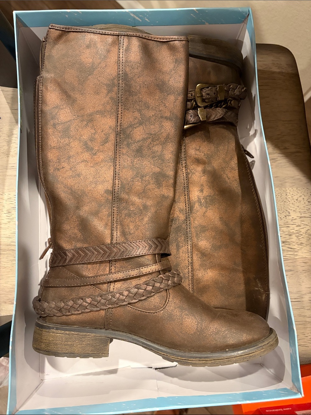 Stevie’s Women’s Brown Braided Strap Mid-Calf Boots size 5